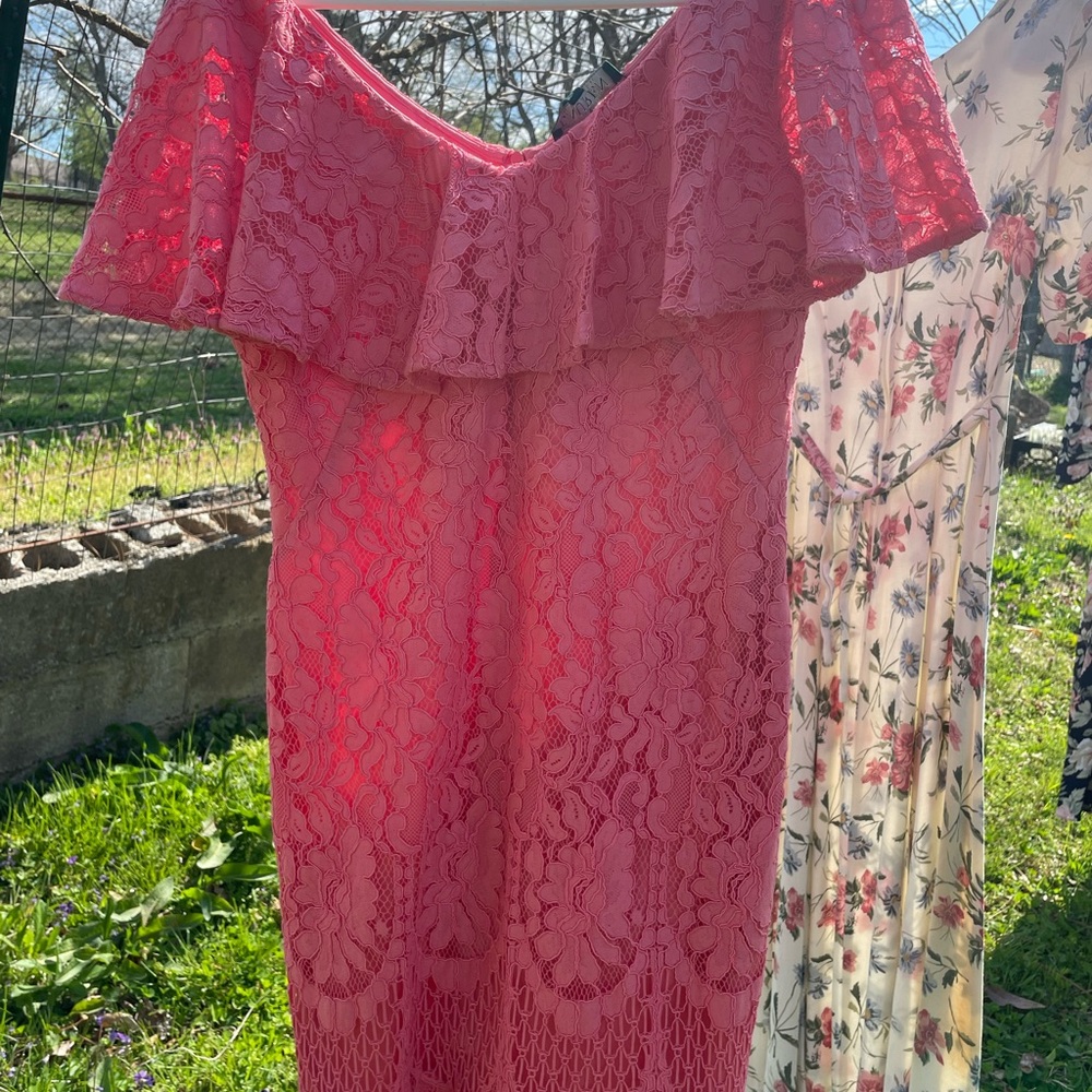 Elegant Pink Lace Off-Shoulder Dress